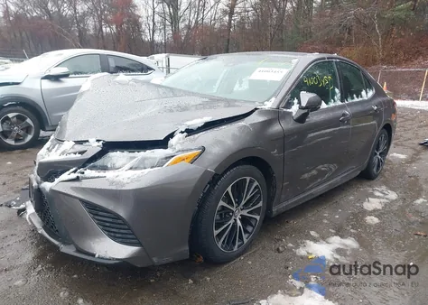 2018 Toyota Camry Se из США, поврежденный, VIN 4T1B11HK8JU019564